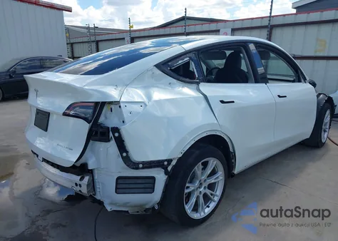 2023 Tesla Model Y Awd/Long Range Dual Motor All-Wheel Drive z USA, uszkodzony, nr VIN 7SAYGDEE6PA078790